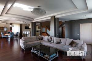 Коттедж 500м², 3-этажный, участок 16 сот.  