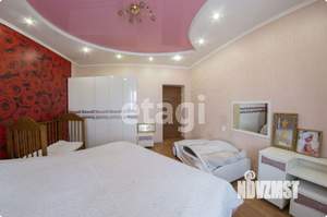 Дом 450м², 3-этажный, участок 4 сот.  