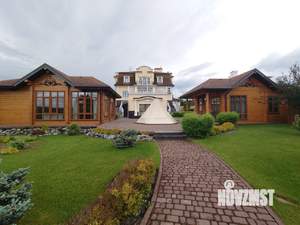 Коттедж 742м&sup2;, 3-этажный, участок 65 сот.  