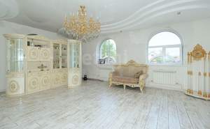 Дом 600м², 3-этажный, участок 8 сот.  
