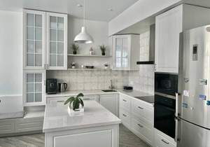 Дом 238м&sup2;, 2-этажный, участок 1 сот.  