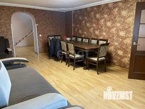 Дом 280м², 2-этажный, участок 7 сот.  