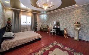 Дом 183м&sup2;, 2-этажный, участок 6 сот.  