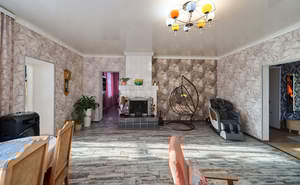 Дом 376м&sup2;, 3-этажный, участок 10 сот.  