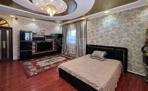 Дом 183м&sup2;, 2-этажный, участок 6 сот.  