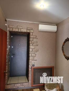 Коттедж 300м², 3-этажный, участок 10 сот.  