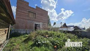 Дом 200м&sup2;, 3-этажный, участок 11 сот.  