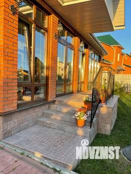 Коттедж 338м&sup2;, 3-этажный, участок 15 сот.  