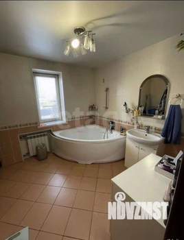 Дом 330м&sup2;, 3-этажный, участок 13 сот.  