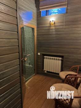 Коттедж 301м², 2-этажный, участок 10 сот.  