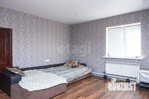 Дом 195м², 3-этажный, участок 10 сот.  