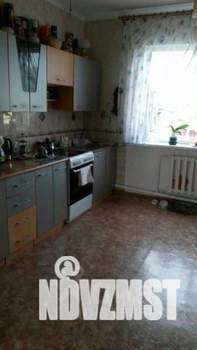 Коттедж 221м², 3-этажный, участок 16 сот.  