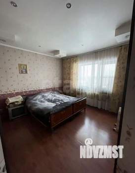 Дом 330м&sup2;, 3-этажный, участок 13 сот.  