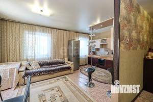 Дом 97м&sup2;, 2-этажный, участок 8 сот.  