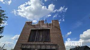 Дом 200м&sup2;, 3-этажный, участок 11 сот.  