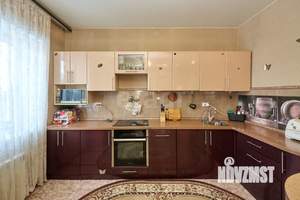 Дом 97м&sup2;, 2-этажный, участок 8 сот.  