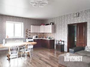 Дом 195м², 3-этажный, участок 10 сот.  