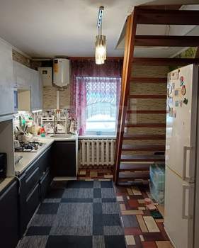 Дом 127м&sup2;, 2-этажный, участок 10 сот.  