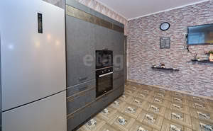 Дом 376м&sup2;, 3-этажный, участок 10 сот.  