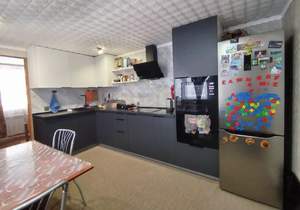 Дом 94м², 2-этажный, участок 10 сот.  