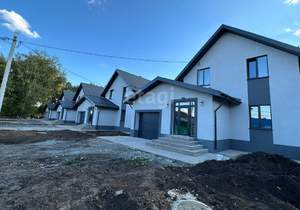 Дом 195м², 2-этажный, участок 6 сот.  