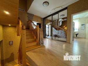 Коттедж 495м&sup2;, 3-этажный, участок 16 сот.  