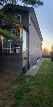 Дом 179м&sup2;, 3-этажный, участок 15 сот.  