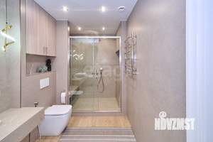 Дом 307м², 3-этажный, участок 10 сот.  