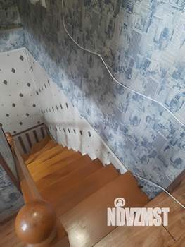 Коттедж 180м², 2-этажный, участок 10 сот.  