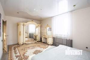 Дом 176м&sup2;, 2-этажный, участок 6 сот.  