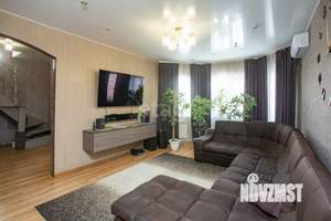 Дом 147м&sup2;, 2-этажный, участок 10 сот.  