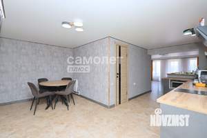 Дом 145м&sup2;, 3-этажный, участок 5 сот.  