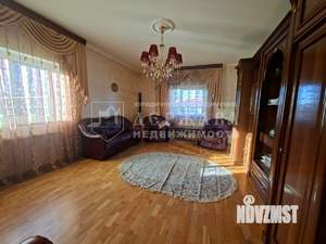 Таунхаус 205м², 3-этажный, участок 10 сот.  