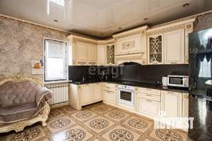 Дом 176м², 2-этажный, участок 6 сот.  