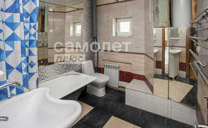 Дом 274м², 3-этажный, участок 6 сот.  