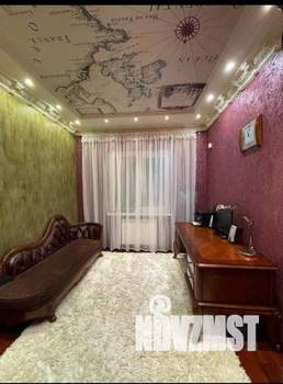 Коттедж 417м², 3-этажный, участок 10 сот.  