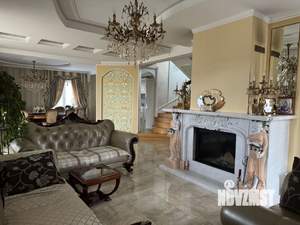 Коттедж 550м², 3-этажный, участок 15 сот.  