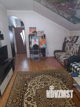Коттедж 180м², 2-этажный, участок 10 сот.  