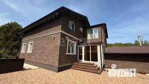 Дом 330м&sup2;, 2-этажный, участок 10 сот.  