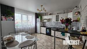 Дом 257м&sup2;, 3-этажный, участок 17 сот.  