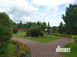 Коттедж 742м&sup2;, 3-этажный, участок 65 сот.  