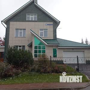 Коттедж 340м², 3-этажный, участок 10 сот.  