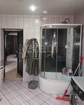 Дом 225м², 2-этажный, участок 10 сот.  
