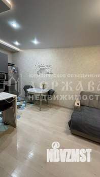 Таунхаус 100м², 2-этажный, участок 1 сот.  
