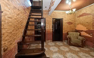 Дом 183м&sup2;, 2-этажный, участок 6 сот.  