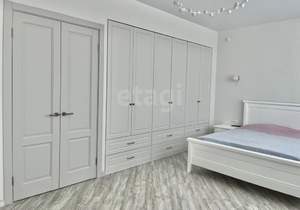 Дом 238м&sup2;, 2-этажный, участок 1 сот.  