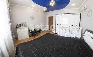 Дом 450м², 3-этажный, участок 4 сот.  