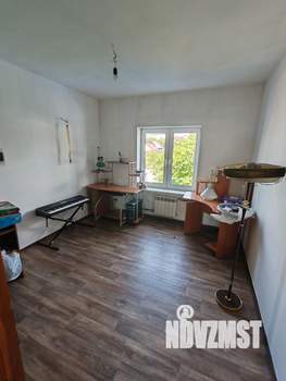 Коттедж 211м², 3-этажный, участок 7 сот.  