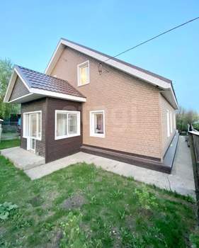 Дом 174м², 2-этажный, участок 20 сот.  
