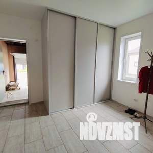 Коттедж 165м&sup2;, 1-этажный, участок 10 сот.  